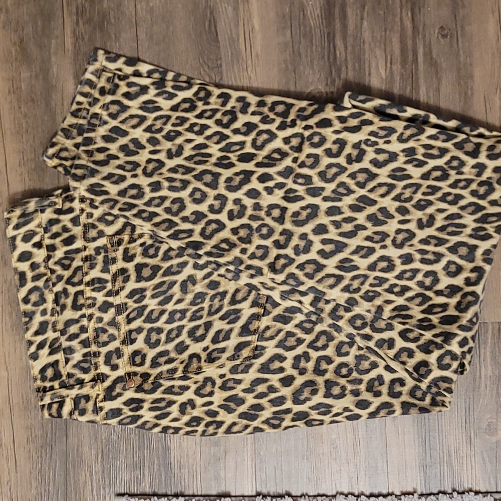 Judy Blue leopard jeans